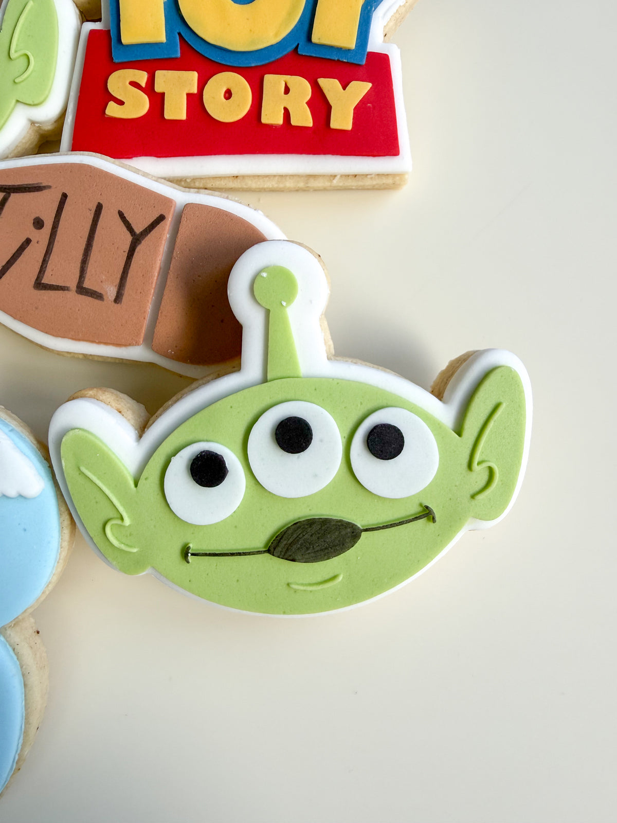 Alien Head Cookie