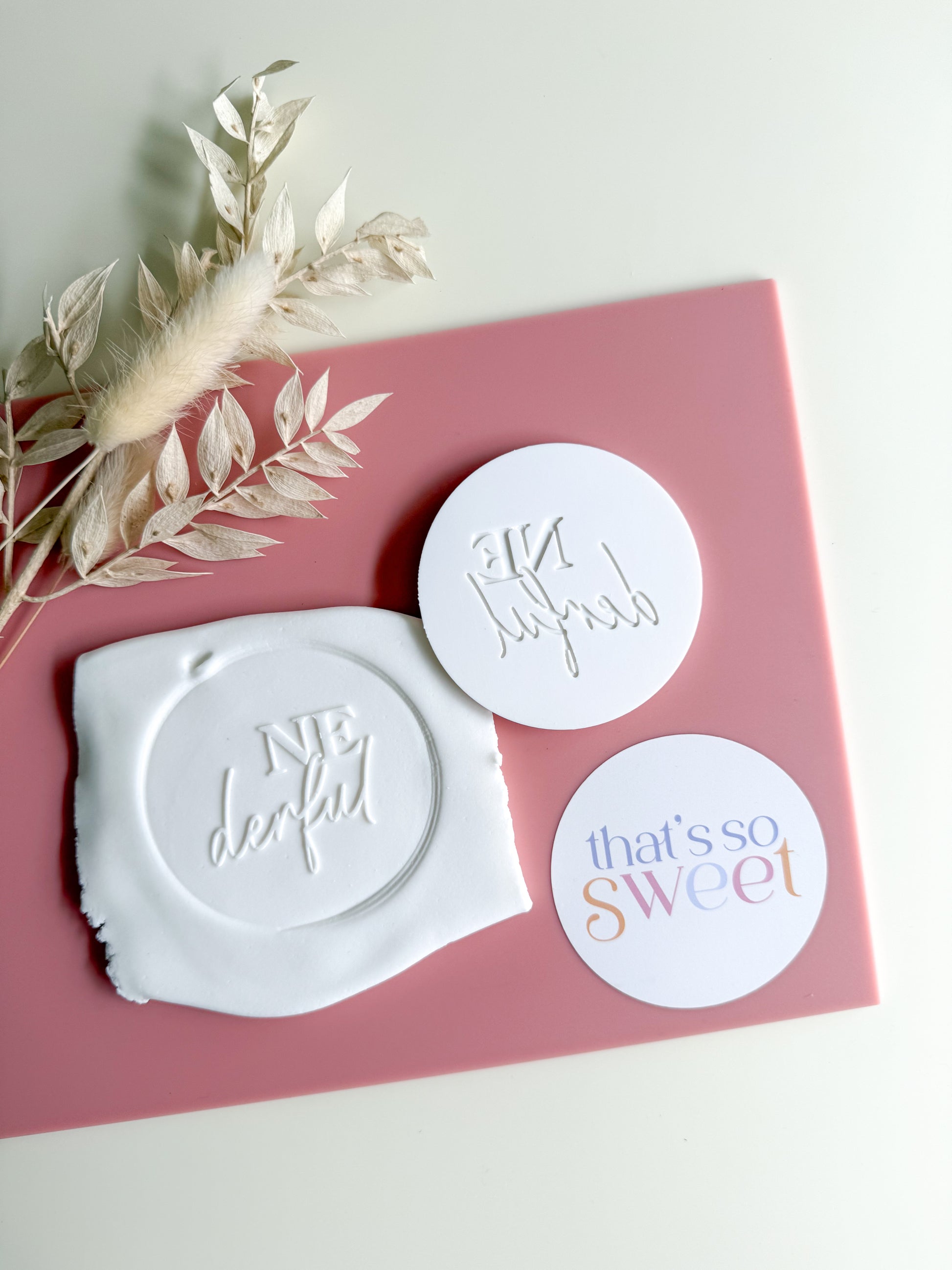 Onederful cookie stamp. Missing O for flower replacement 