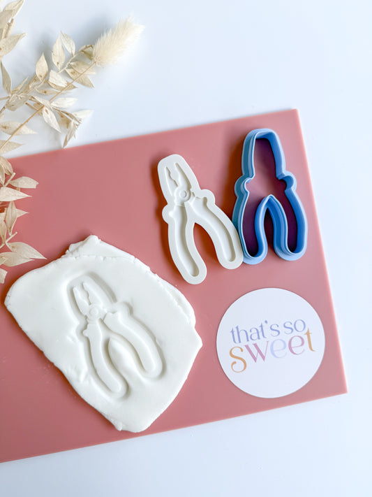 Pilers Cookie Stamp and Cutter