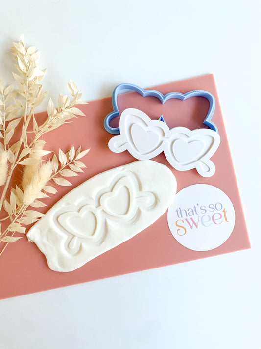 Vintage Heart Glasses Stamp and Cutter